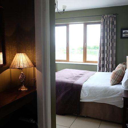 Blue Horizons B&B Milltown Malbay Exterior photo